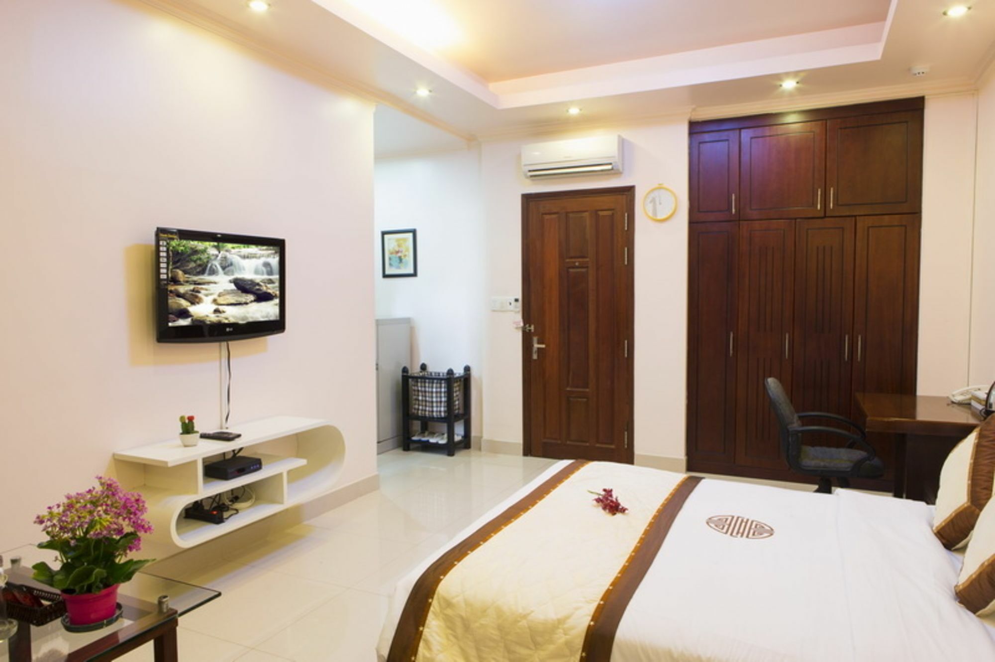 Khách sạn Viễn Đông 5C - Phú Mỹ Hưng TP. Hồ Chí Minh Ngoại thất bức ảnh